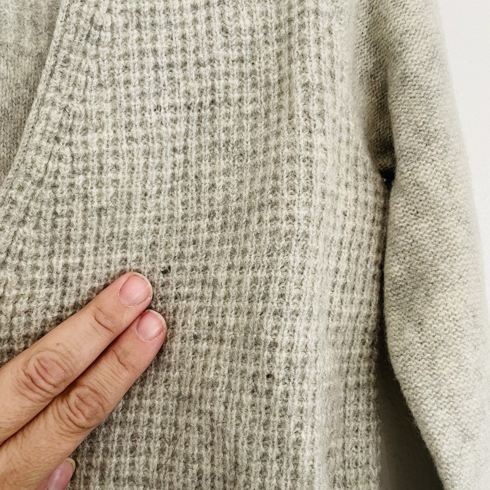 *READ* Madewell 100% Merino Wool V-Neck Button Front Cardigan Sweater Grey Small - Picture 4 of 10
